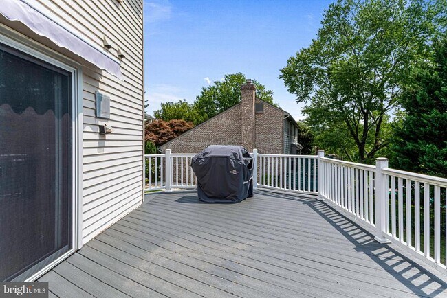 Building Photo - 7416 Royal Dominion Dr
