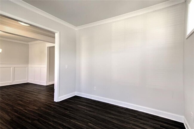 Building Photo - 7107 Branch Creek Cove