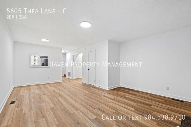 Building Photo - 5605 Thea Ln