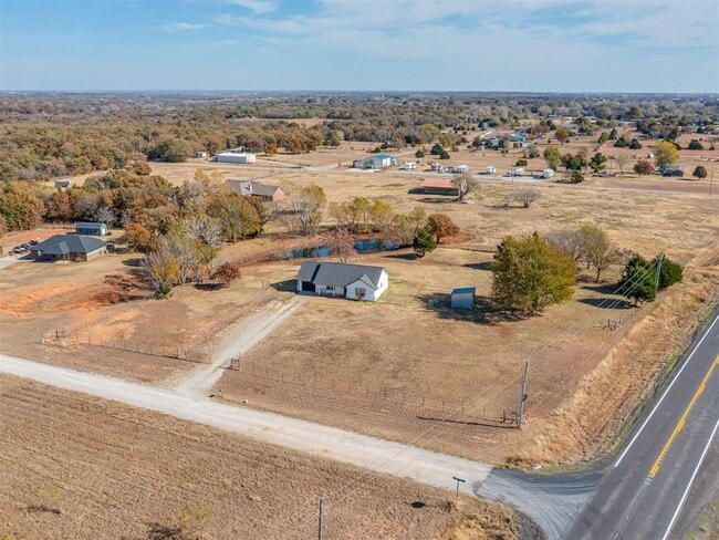 Building Photo - 21128 Sandy Creek Ln