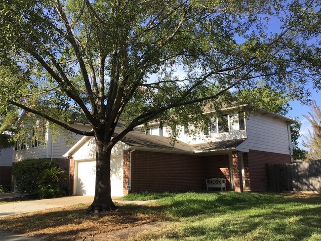 Building Photo - 11802 Sunny Stream Dr