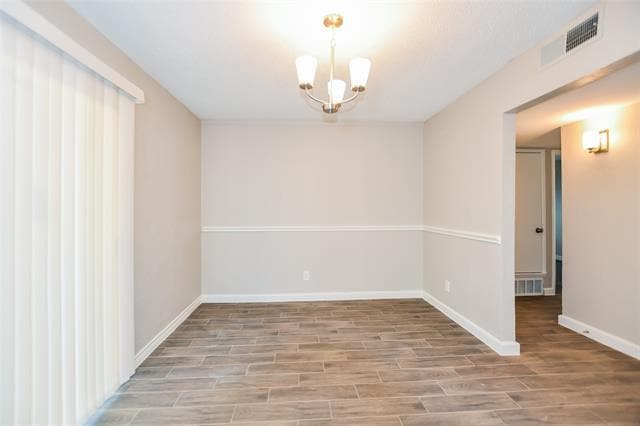 Building Photo - 926 Wateka Way