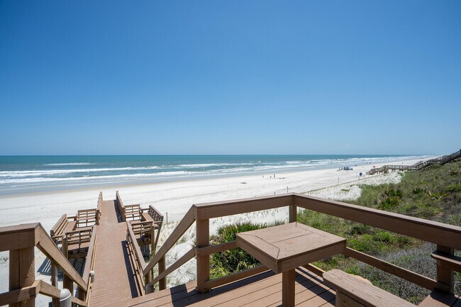 Building Photo - 8200 Jimmy Buffett Mem Hwy