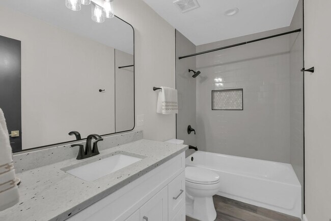 Building Photo - 3526 Indian Forest Dr