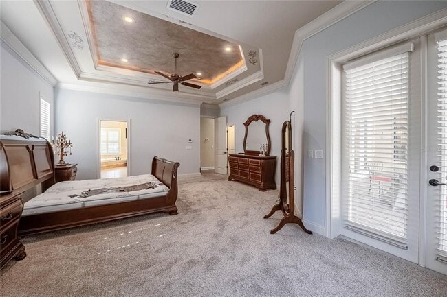 Building Photo - 6658 Cres Woods Cir