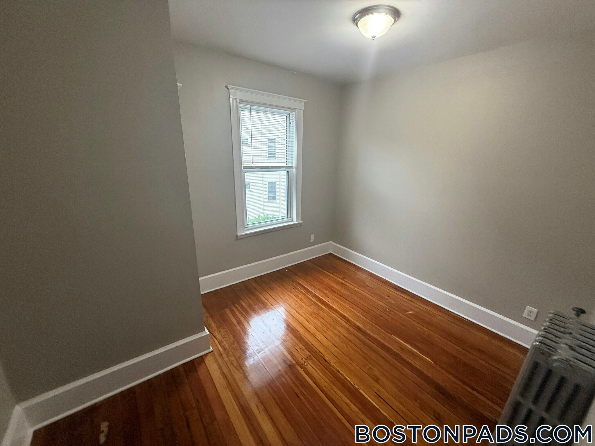Building Photo - 62 Fayston St