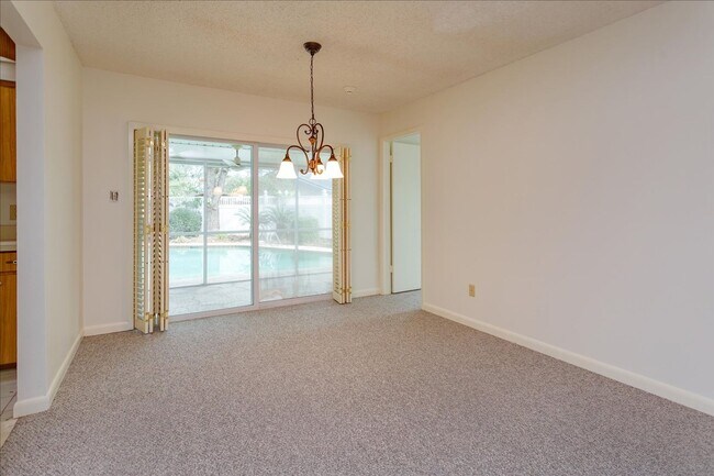 Building Photo - 1192 Lady Susan Dr