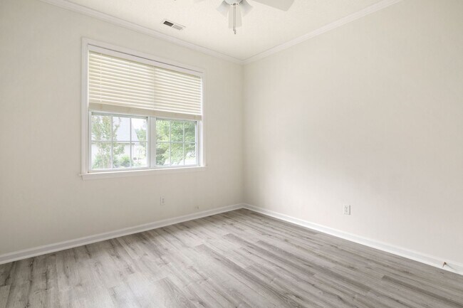 Building Photo - Beautiful Home in Fletcher
