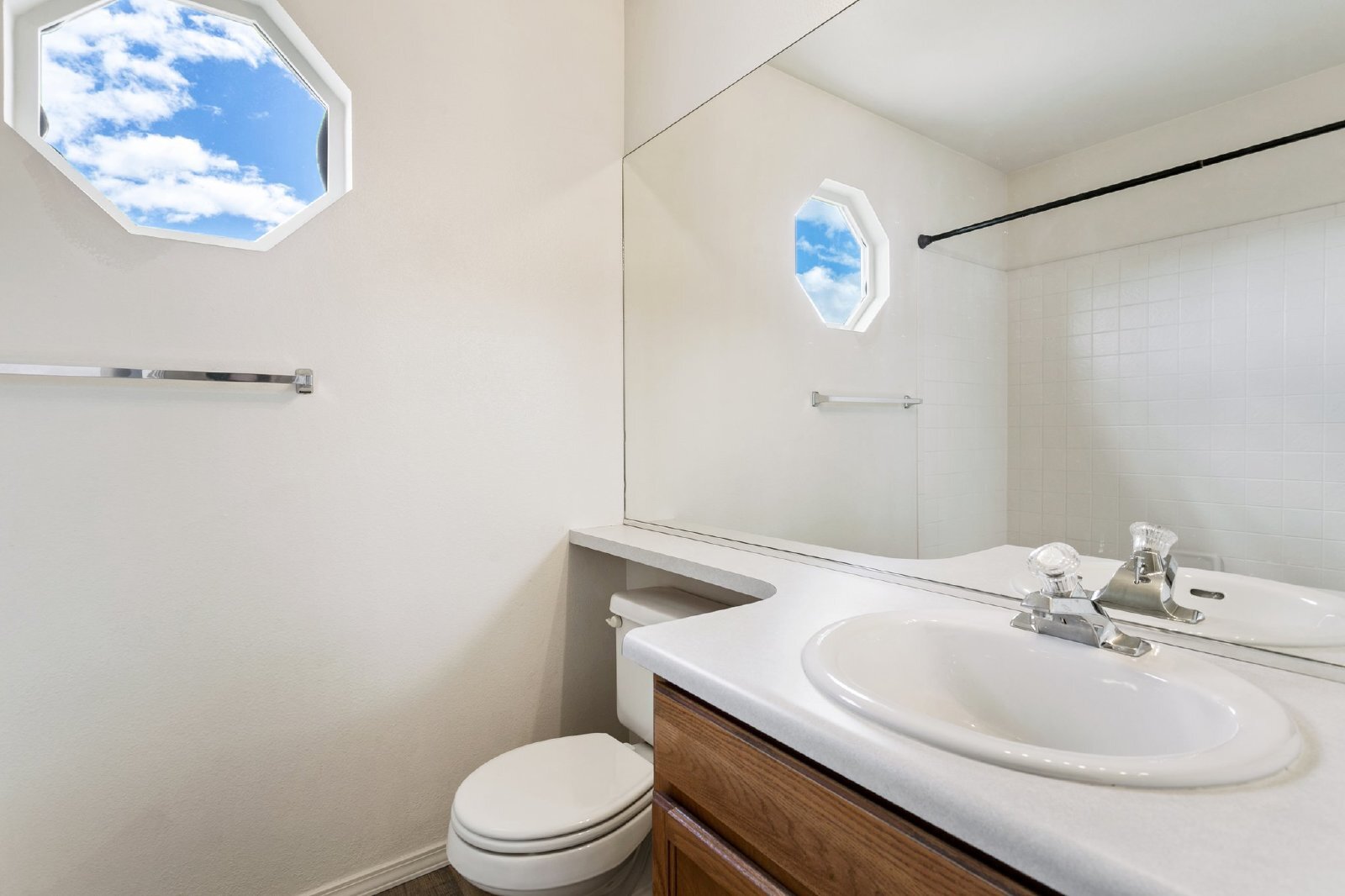 Building Photo - Spacious 4-Bedroom Home with Finished Base...