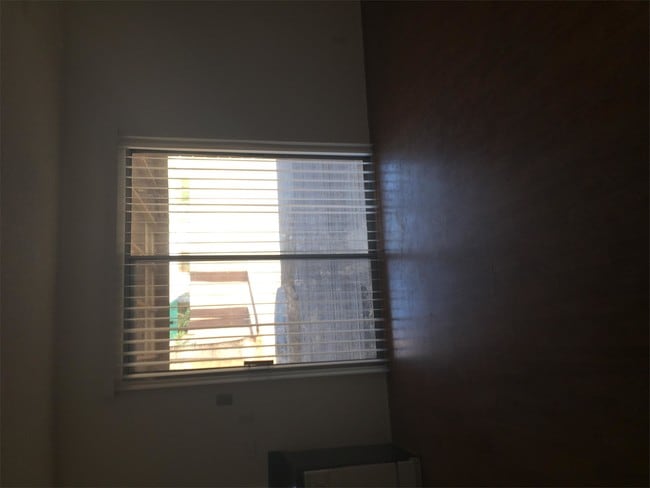 Building Photo - 808 E Saguaro St