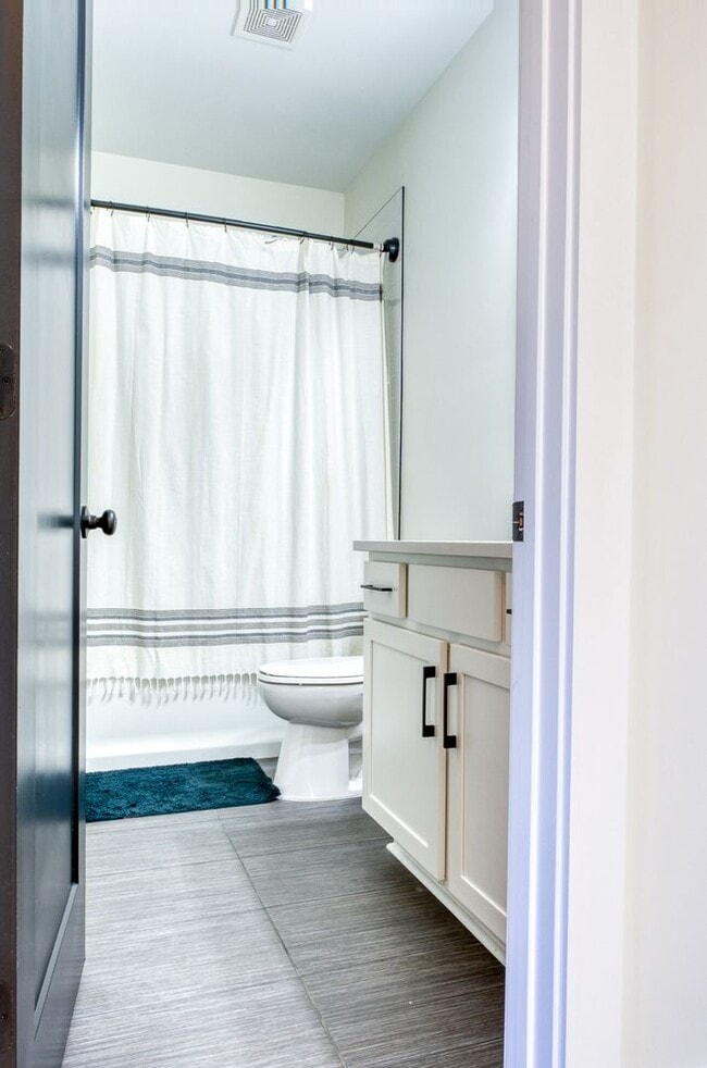 Building Photo - 96 Shields Ln