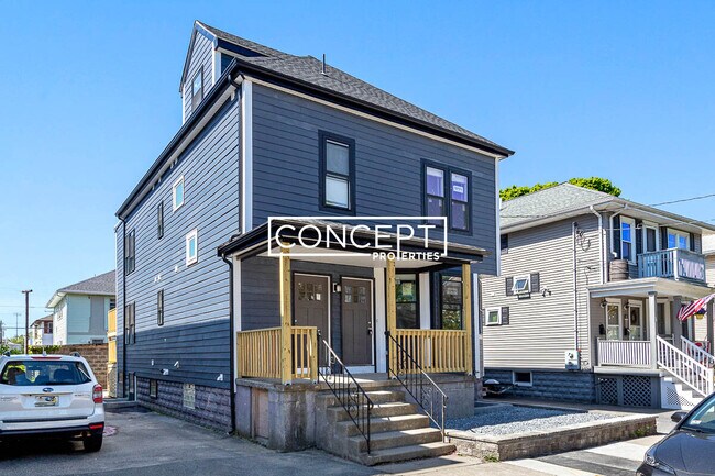 Building Photo - 68 Stanley Ave