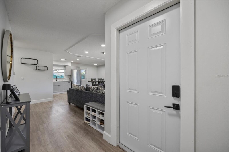 Building Photo - 114 Inwood Cir