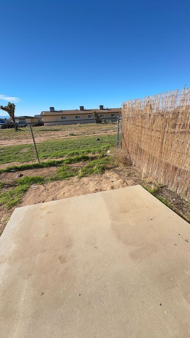 Building Photo - 21336 Laguna Rd