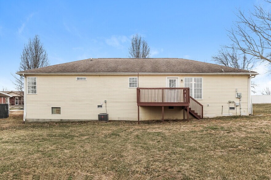 Building Photo - 90 Hillwood Dr