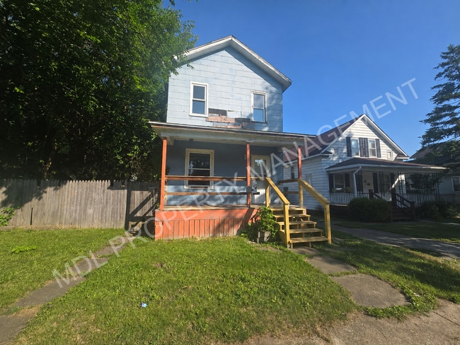 Building Photo - 3-Bedroom House in Saginaw