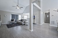 Building Photo - 11 Cobblestone Dr NW