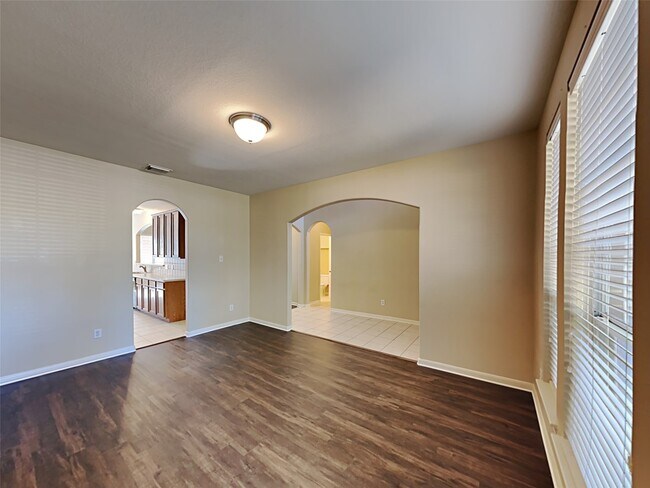 Building Photo - 25803 Bayou Arbor Ln