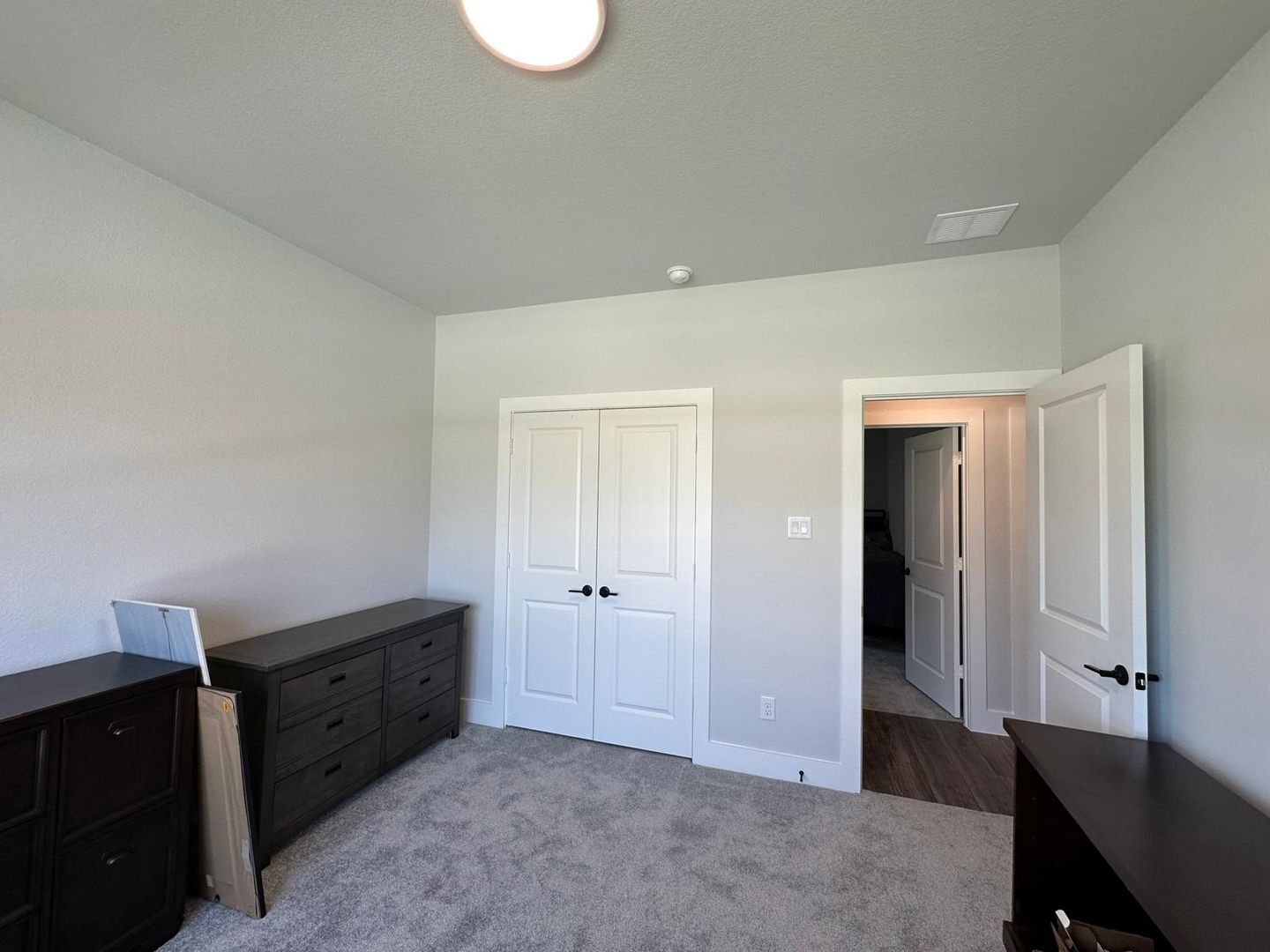 Building Photo - 2189 Glacier Dr