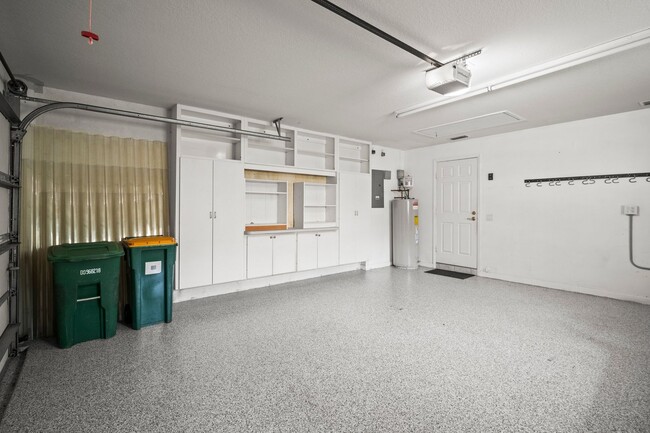Building Photo - 3 Bedroom Single Family Home for Rent in I...