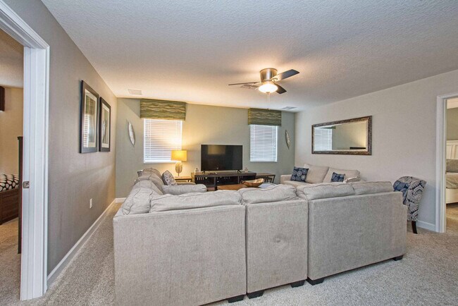 Building Photo - 9160 Scramble Dr