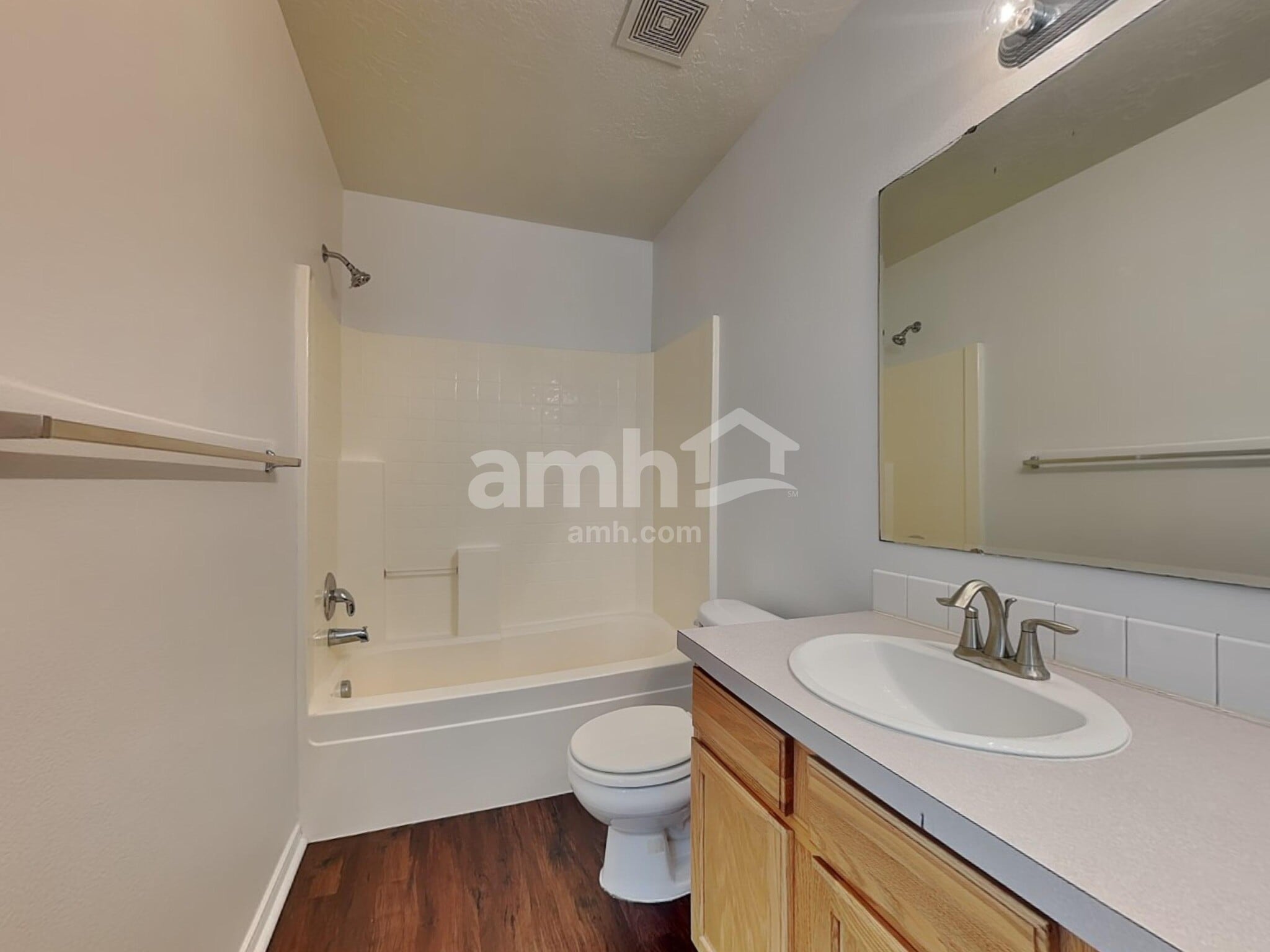 Building Photo - 3315 W Wave Dr