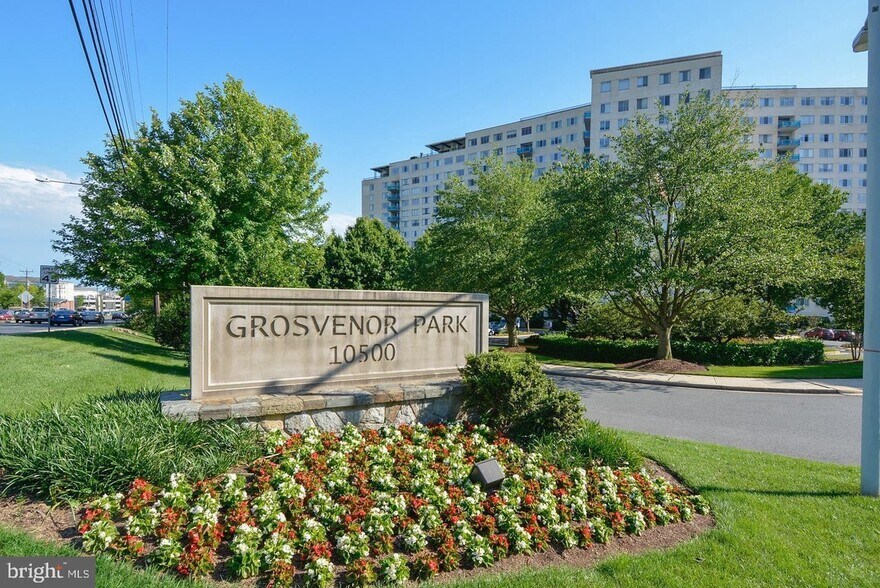 Building Photo - 10500 Rockville Pike