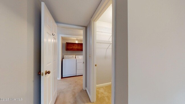 Building Photo - 1203 Wilshire Cir