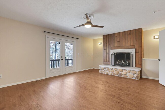 Building Photo - 2844 Wildwood Rd