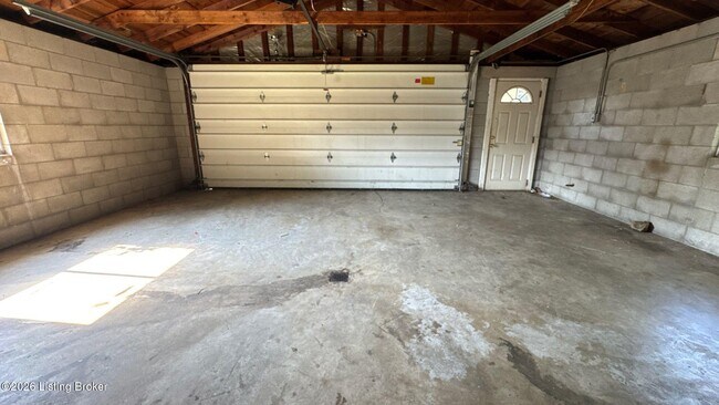 Building Photo - 7201 Gerber Ave