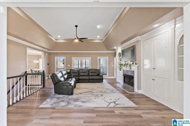 Building Photo - 20892 Sharon Dr