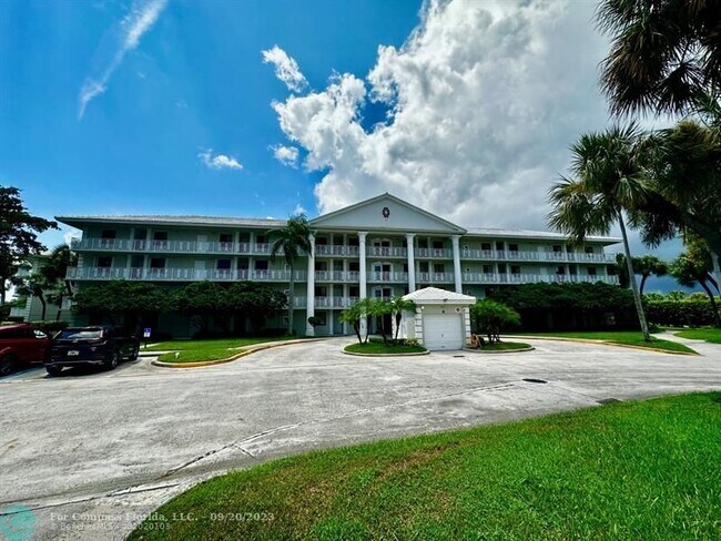 Building Photo - 2791 Village Blvd