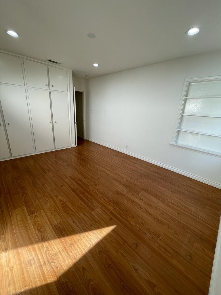 Building Photo - 21122 Avenue San Luis