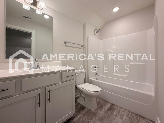 Building Photo - Beautiful New Construction 3 Bed, 2.5 Bath...