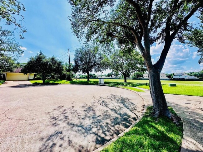 Building Photo - 3307 Long Hollow Ct