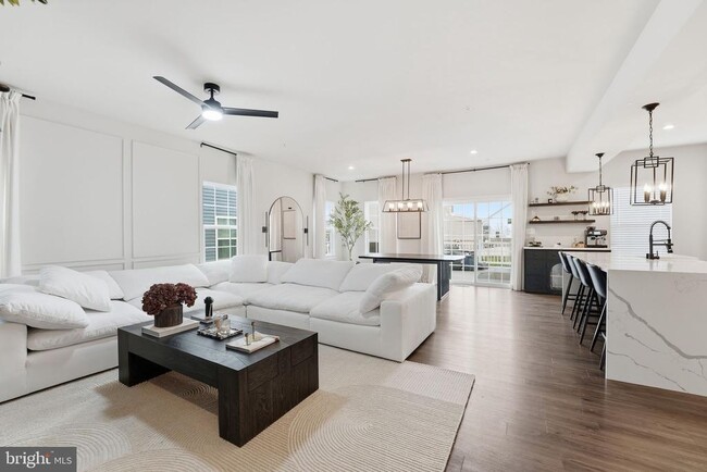 Building Photo - 11190 Wheeler Ridge Dr