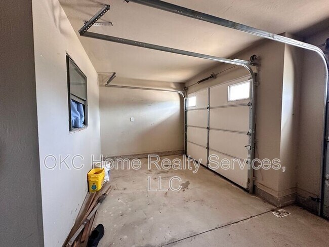 Building Photo - 1113 Lanie Ln