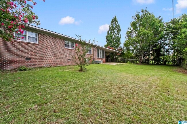 Building Photo - 243 Cedar Crest