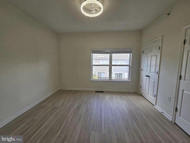 Building Photo - 21801 Flanders Ct