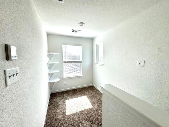 Building Photo - 21746 Heather Elm Dr