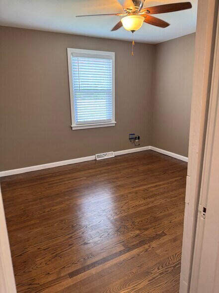Building Photo - 1408 Fort Manor Dr