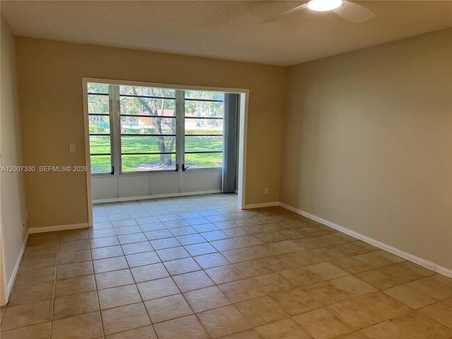 Building Photo - 12501 SW 14th St