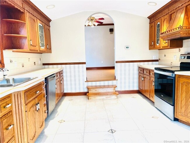 Building Photo - 21 Cottage St