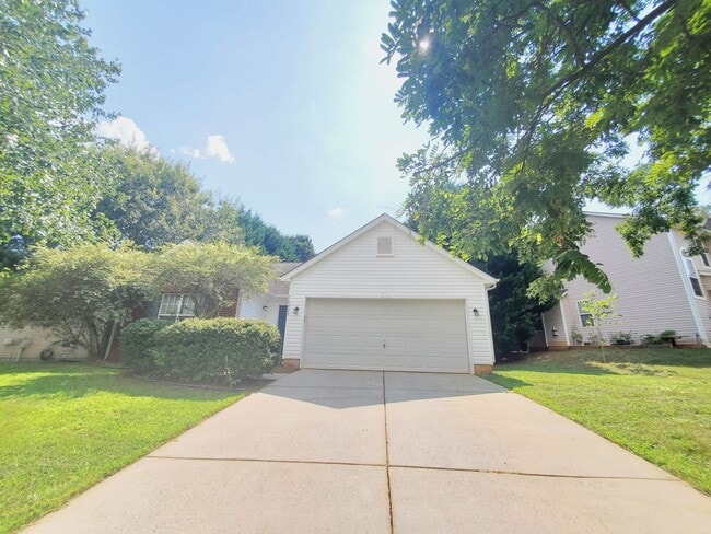 Building Photo - Coming Soon!! Beautiful Home Available for...