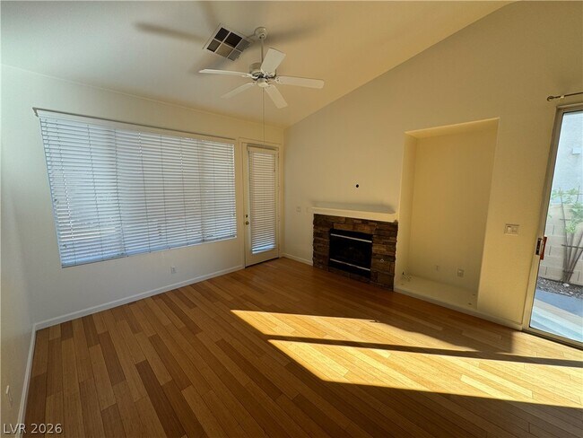 Building Photo - 1745 Park Mesa Ln