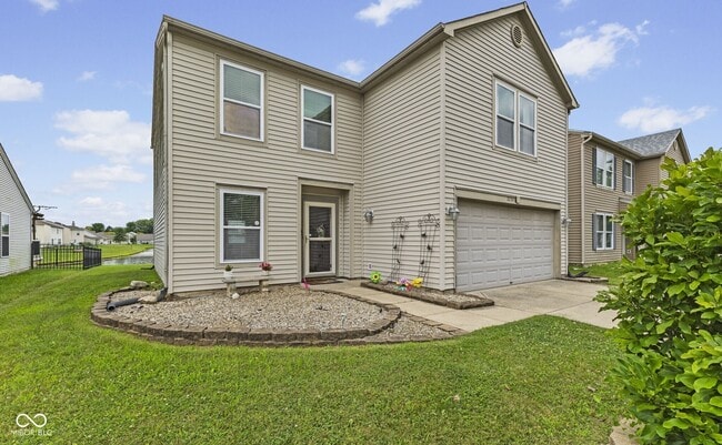 Building Photo - 2230 Cedarmill Dr