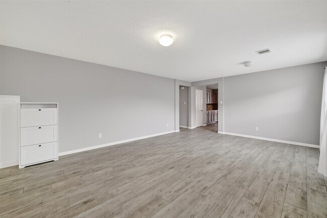 Building Photo - 20610 Moonrise River Ln