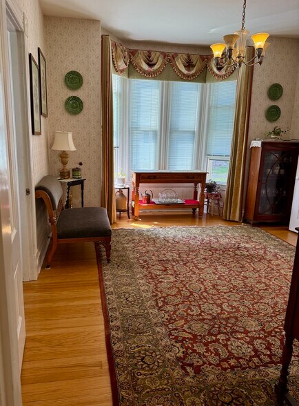 Building Photo - 61 Mansfield Ave