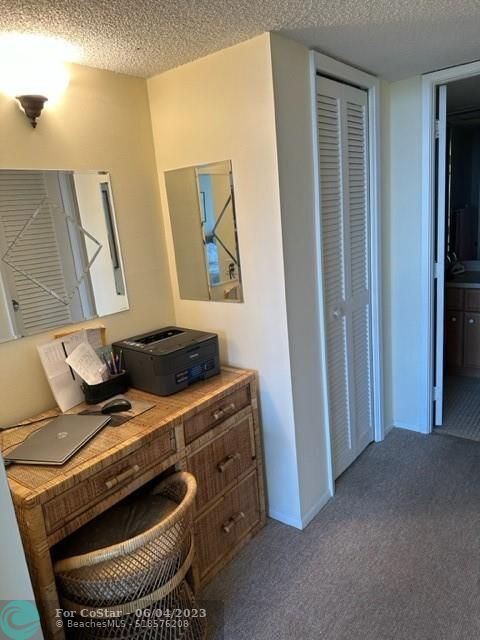 Building Photo - 2661 S Course Dr