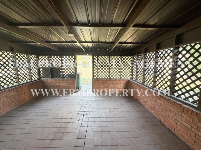 Building Photo - 509 Lake Park Ave